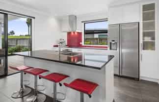 18 Mariners Haven, One Tree Point