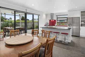 18 Mariners Haven, One Tree Point