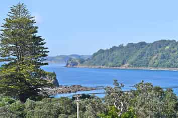 47 Grand View Road, Leigh