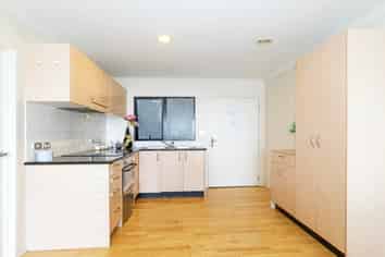 D409/176 Broadway, Newmarket