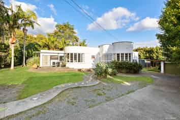 886 Mt Eden Road, Three Kings