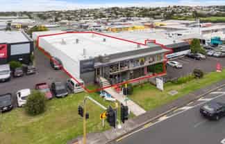 Multi tenanted investment on prime corner site