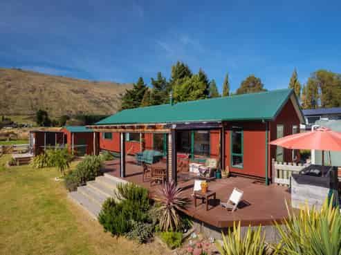 2 Hector Close, Kingston