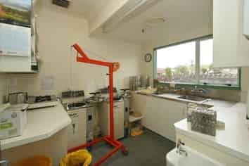 Medical Mile Office Corner For Lease