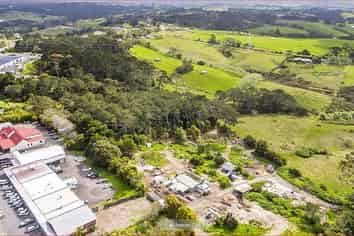 21 Red Hills Road, Massey