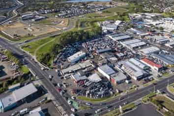 Rare light Industrial land in South Auckland