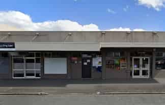 Vendor says, must sell!