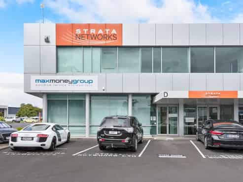 THE TOP OFFICE - FOR SALE