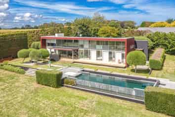 30D Western Line, Westmere