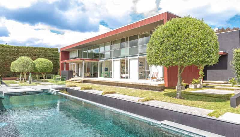 30D Western Line, Westmere