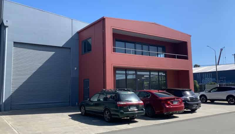 U1/32 Hayton Road, Wigram