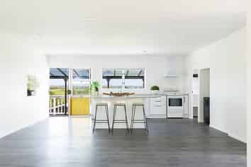 198 Pukehina Parade, Pukehina