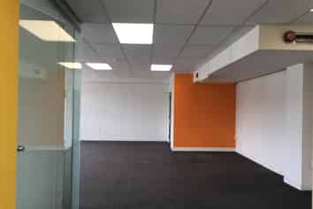 Smart Office on Professional Floor