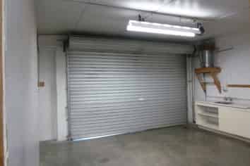 Exposure Plus With 6 Carparks