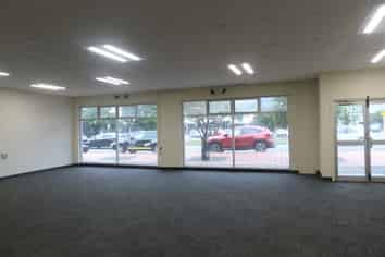 Exposure Plus With 6 Carparks