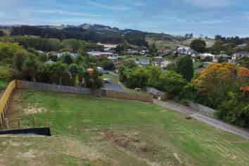 17 Corbett Street, Green Island