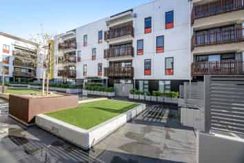 604/26 Library Lane, Albany