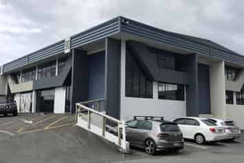 Corner High Profile on Stoddard