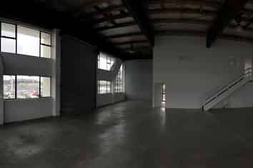 Corner High Profile on Stoddard