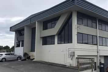 Corner High Profile on Stoddard