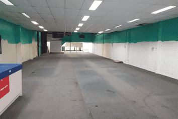 Prime Location For Strong Visability