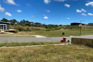 24  Vaucluse Heights, Massey University