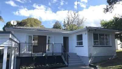 27 Ellice Road, Totara Vale