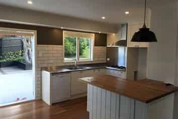 27 Ellice Road, Totara Vale