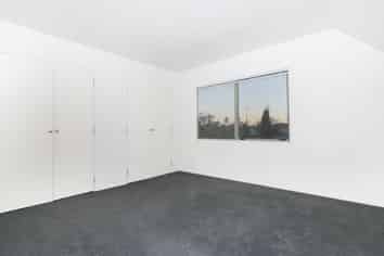 208 Strickland Street, Sydenham