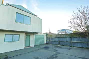 208 Strickland Street, Sydenham