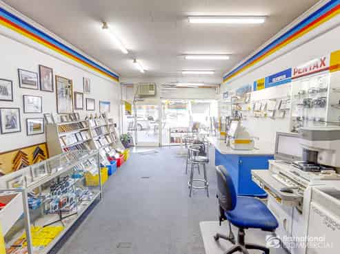 Retail Ready on the Queen St Strip