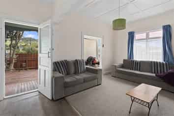 111 Maunu Road, Avenues