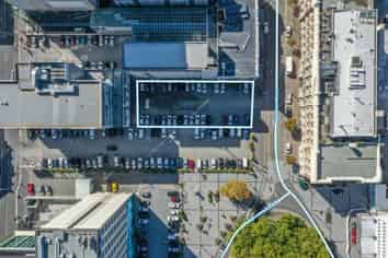 On Christchurch Cathedral's Doorstep