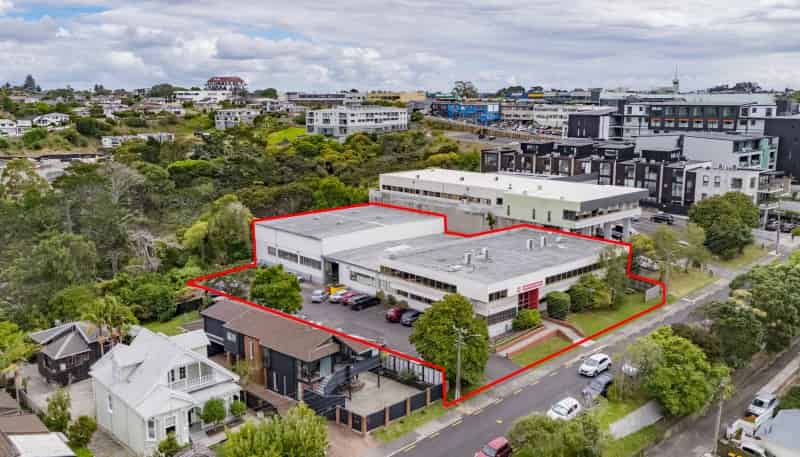 39 Rawene Road, Birkenhead