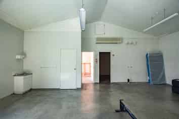 Commercial Lease On Opawa