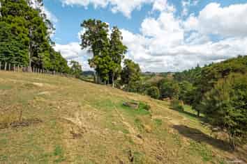 Lot 2/275 Paparimu Road, Hunua