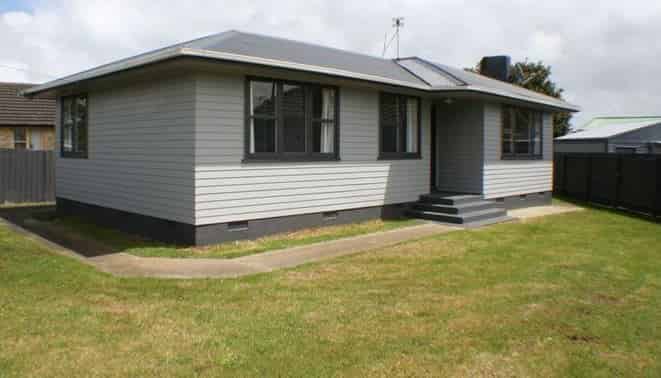 35 Franklyne Road, Otara