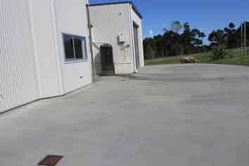 Purpose Built Mechanical Workshop For Lease