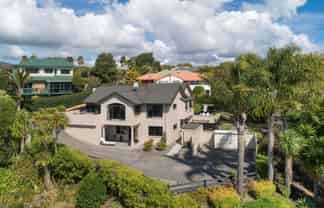 35 Mahonia Place, 