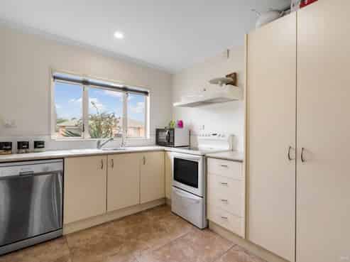 17 Serenity Place, Otara