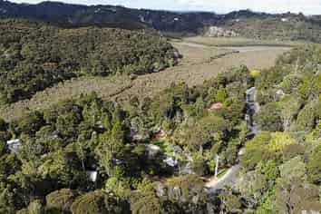 179 Laingholm Drive, Laingholm