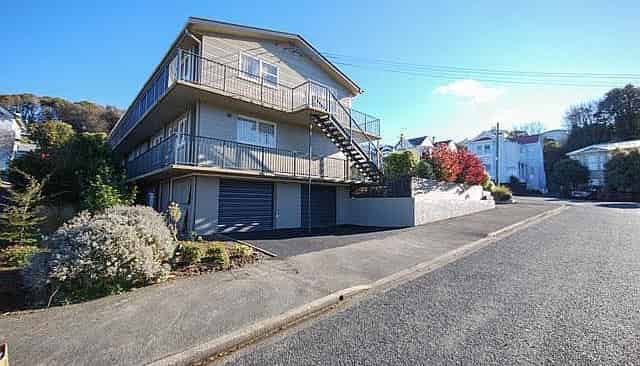 77 Manor Place, Dunedin Central