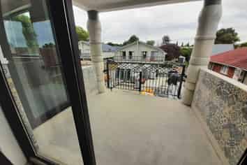 11/8 Panama Road, Mount Wellington