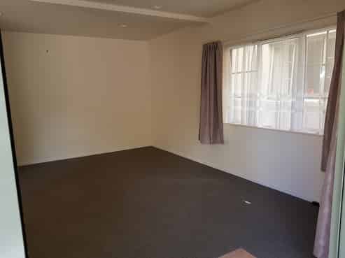 Auckland - Address withheld