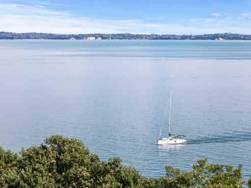 52 Kennedy Point Road, Surfdale