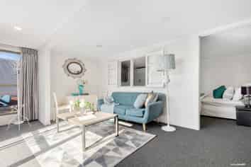 161 Oaktree Avenue, Browns Bay