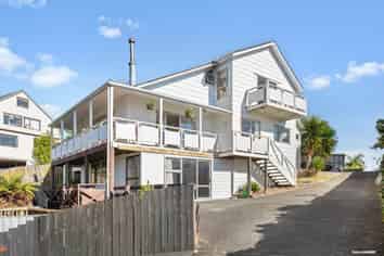 161 Oaktree Avenue, Browns Bay