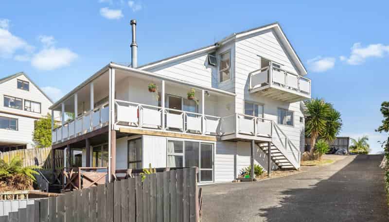 161 Oaktree Avenue, Browns Bay