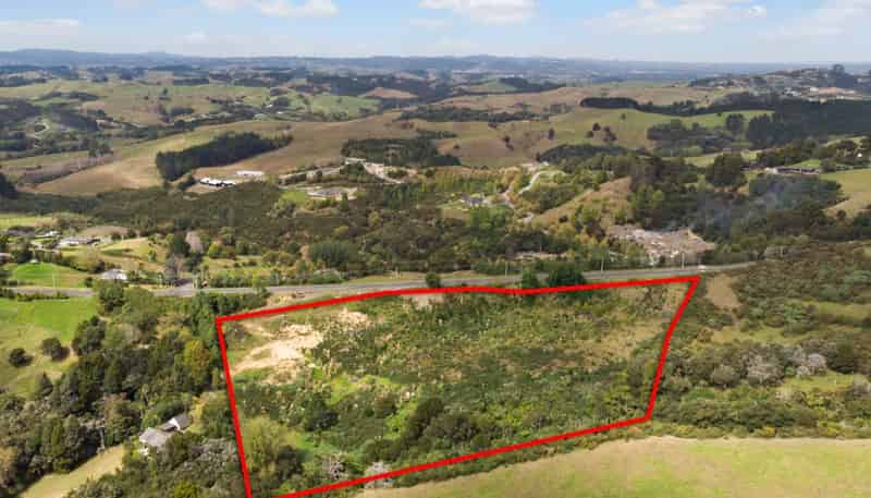 14 Sandstone Road, Whitford