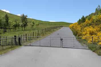 4.8132 hectares with geothermal wellhead on site